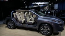 Lexus RX получи версия със 7 места