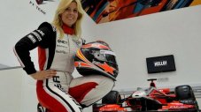 Испанка-пилот във Ф1 се бори за живота си след инцидент