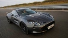 Aston Martin One-77 постигна 355 км/час