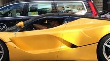 Ибрахимович седна зад волана на LaFerrari