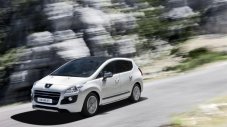 Peugeot 3008 HYbrid4 стана още по-икономичен