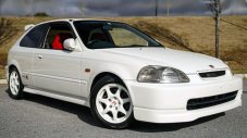 Колко мислите, че струва тази стара Honda?