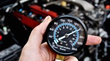 8 причини, поради които моторът на колата "тресе" и как да го поправите