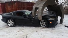 Chrysler унищожава 93 уникални Dodge Viper SRT