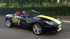 Jaguar подари F-Type на победителя в Tour de France