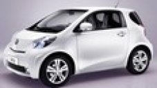 Toyota iQ се цели в Smart ForTwo