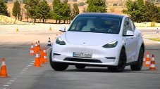 Tesla Model Y удиви експерите на "Лосовия тест"