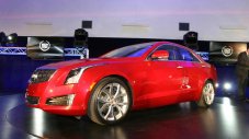 Cadillac прави платформа за голям седан