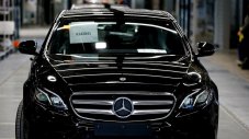 Втора компания може да забрани продажбите на Daimler