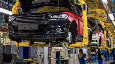 Ще съкрати ли Ford 35% от работниците си?