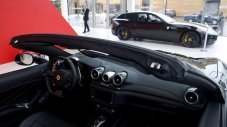 И Ferrari отряза руските милионери