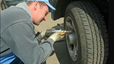 Три неща, които да поискате при смяна на гумите!