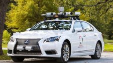 Toyota направи безпилотен автомобил с два волана (ВИДЕО)