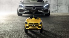 И Mercedes-AMG представи детска кола