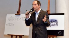 Главният дизайнер на Mercedes дойде в София