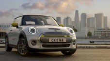 Електрическото MINI струва с 450 лева над бензиновото в България
