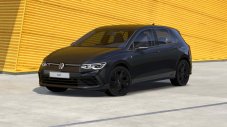 Volkswagen Golf получи ултра черна версия