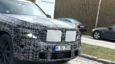 Бъдещото BMW X8 изглежда огромно и ще се зарежда с ток