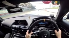 Отказ на спирачките едва не уби двама в Mercedes-AMG GT