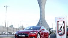 Tesla е най-иновационният автомобилен производител