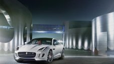 Jaguar свали цената на F-Type
