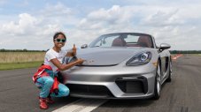 16-годишна американка постави световен рекорд с Porsche