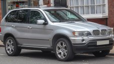 Как първото BMW X5 промени правилата?