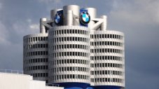11 700 коли на BMW са получили фалшив софтуер