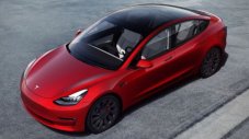 Tesla подобри Model 3