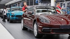 Porsche обяви бонус от близо 10 000 евро за работниците си