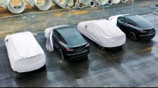 Tesla задържа новите модели, за да се фокусира върху продажбите