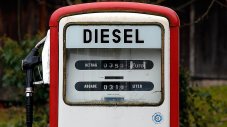 Великобритания също тръгва срещу дизела