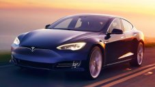 Tesla Model S измина 539 км с едно зареждане