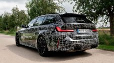 BMW за първи път показа комбито M3