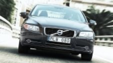 Volvo обнови седана S80