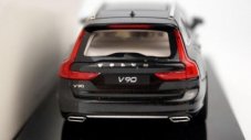 Ето го комбито Volvo V90