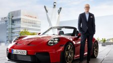 Porsche ще съкрати 40% от шефовете и ще вдигне цените