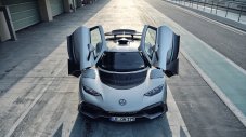 Ред на опашката за Mercedes-AMG One се продава на космическа цена