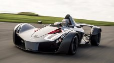 BAC Mono се оказа по-бърз от McLaren P1 GTR на писта