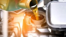 Дилъри на Toyota бият тревога за недостиг на масло