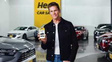 Hertz вече продава колите си и онлайн