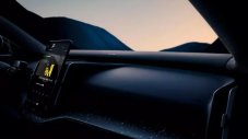 Volvo показа кросоувър без приборен панел