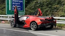 Lamborghini Revuelto помля две коли във Варна и прати петима в болница