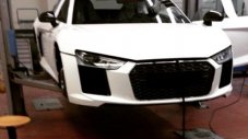 Първа снимка на новото Audi R8?