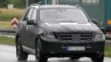 Mercedes вече тества МL 2012