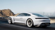Porsche иска да продава 20 000 електромобила на година