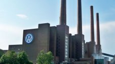 Прокурори отново претърсиха централата на Volkswagen