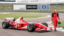 Шампионско Ferrari на&nbsp;Шумахер&nbsp;беше продадено за рекордните $14,87&nbsp;млн.