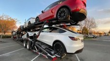 Първите Tesla Model Y потеглиха към клиентите си