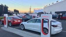 Tesla записа най-голямата загуба в историята си